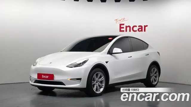 Tesla Model Y Long Range AWD
