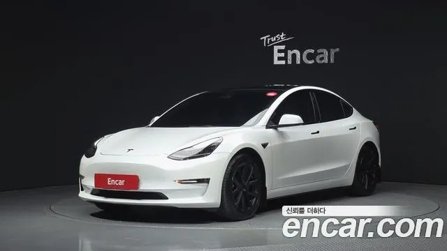 Tesla Model 3 Long Range AWD