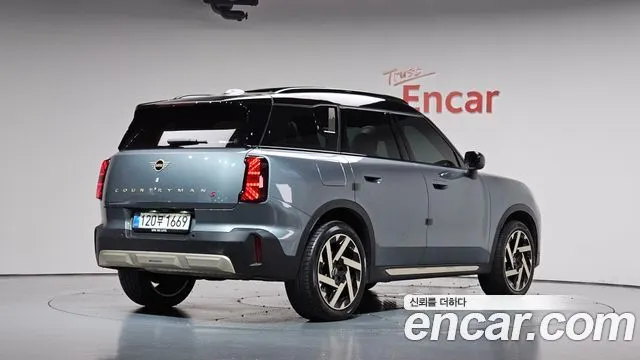 MINI Countryman ALL4 Favoured