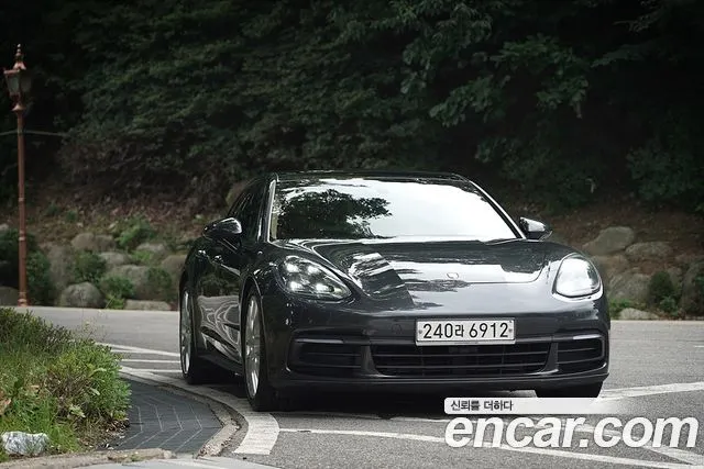 Porsche Panamera 3.0 AWD