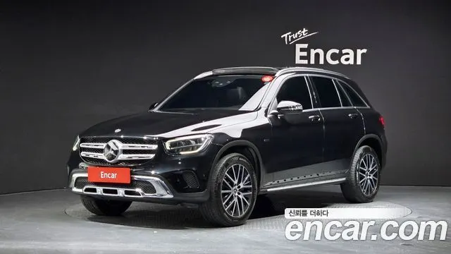 Mercedes-Benz GLC-Class GLC300e 4MATIC