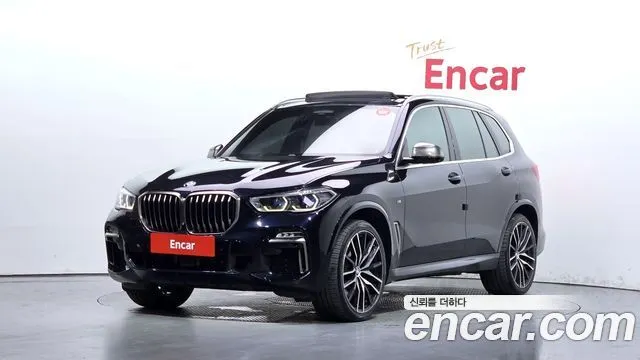 BMW X5 M50i