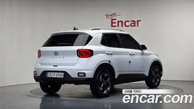 Hyundai Venue 1.6 Flux