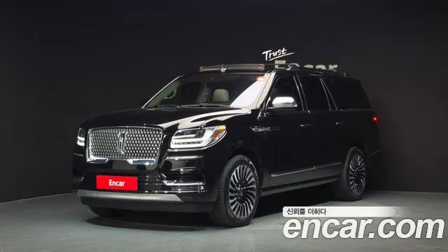 Lincoln Navigator 3.5L Black Label