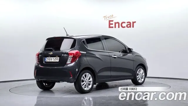 Chevrolet Spark Premier
