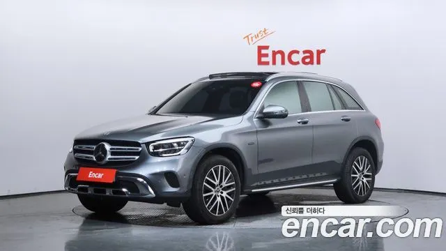 Mercedes-Benz GLC-Class GLC300e 4MATIC