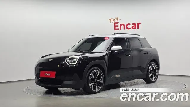 MINI Aceman SE Favoured