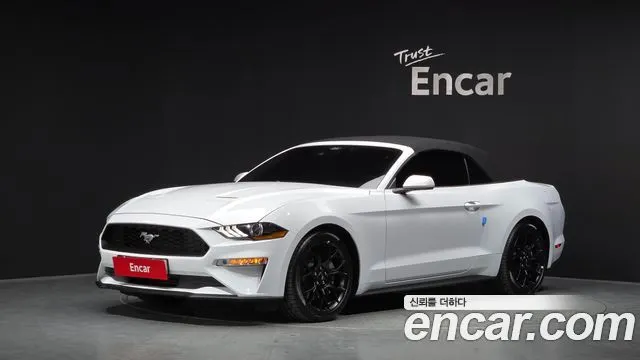 Ford Mustang Convertible