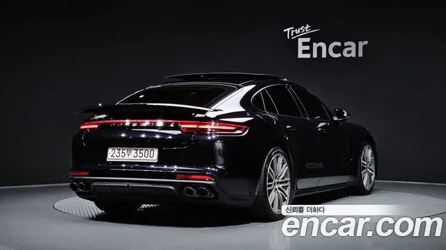 Porsche Panamera 3.0 AWD