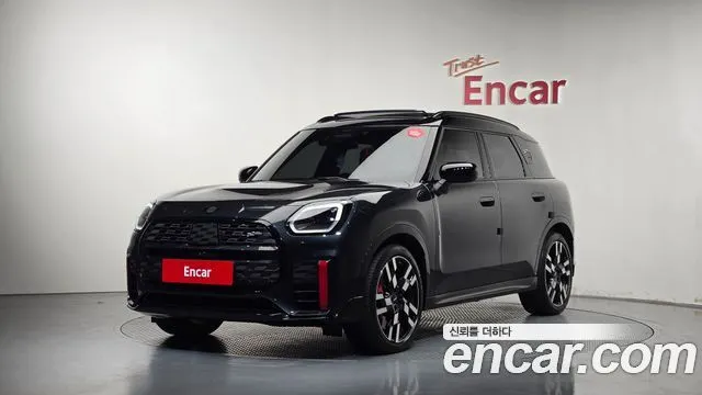 MINI Countryman ALL4 JCW First Edition