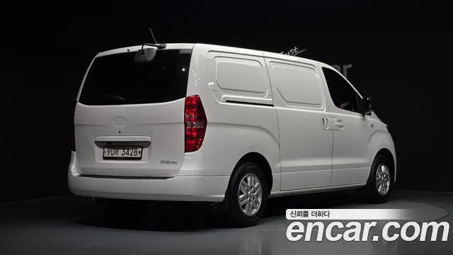Hyundai Starex Van 3-Seater