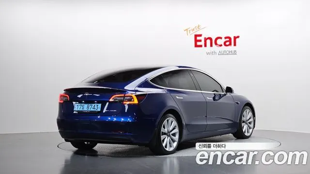 Tesla Model 3 Long Range AWD