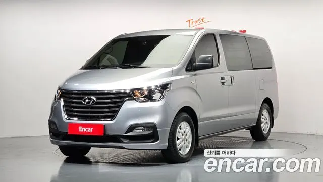 Hyundai Starex Van 3-Seater
