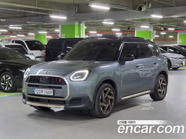 MINI Countryman ALL4 Favoured