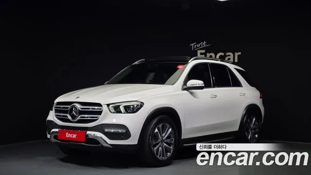Mercedes-Benz GLE-Class GLE300d 4MATIC