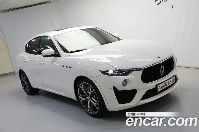 Maserati Levante 3.8 GTS AWD