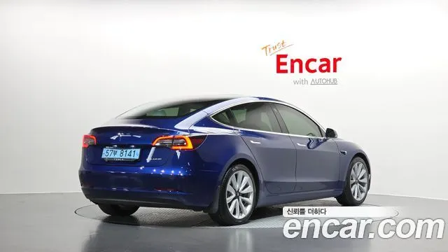 Tesla Model 3 Long Range AWD