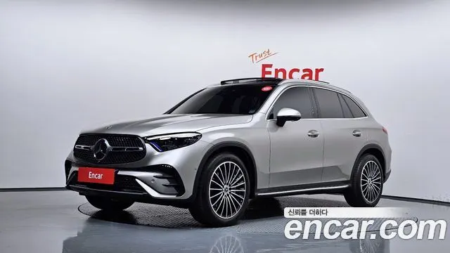 Mercedes-Benz GLC-Class GLC300 4MATIC AMG Line