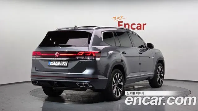 Volkswagen Atlas 2.0 TSI R-LINE 7-Seater