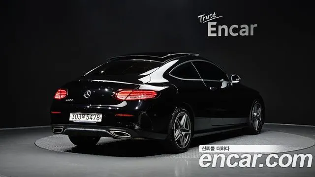 Mercedes-Benz C-Class C200 Coupe