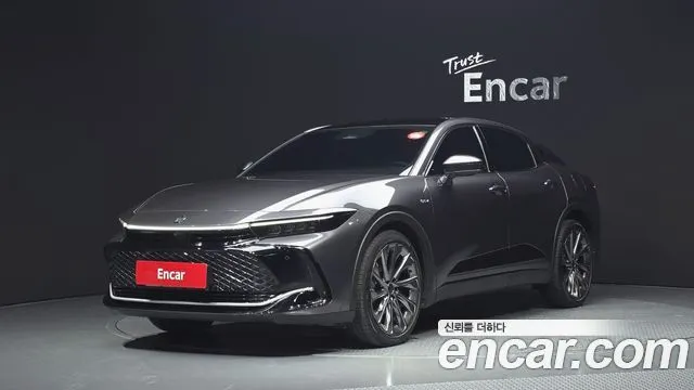 Toyota Crown 2.5 4WD Hybrid
