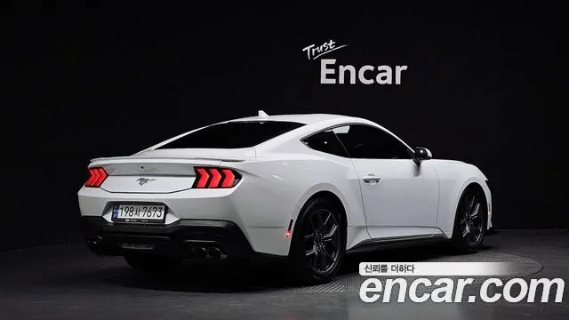 Ford Mustang 2.3 Eco Boost Premium Coupe