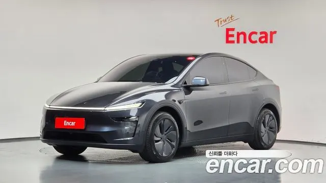 Tesla Model Y RWD
