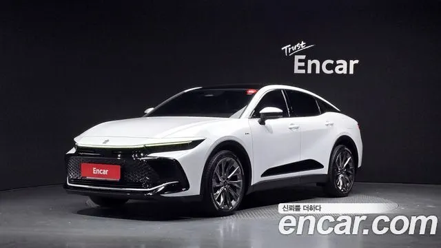 Toyota Crown 2.5 4WD Hybrid