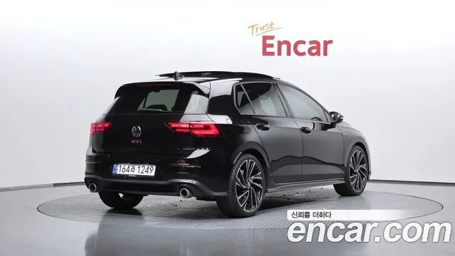 Volkswagen Golf 2.0 GTI