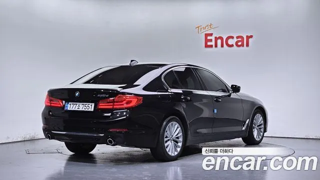 BMW 5-Series 520d Luxury Plus