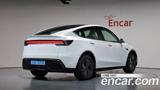 Tesla Model Y Premium RWD