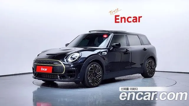 MINI Clubman JCW Untold Edition