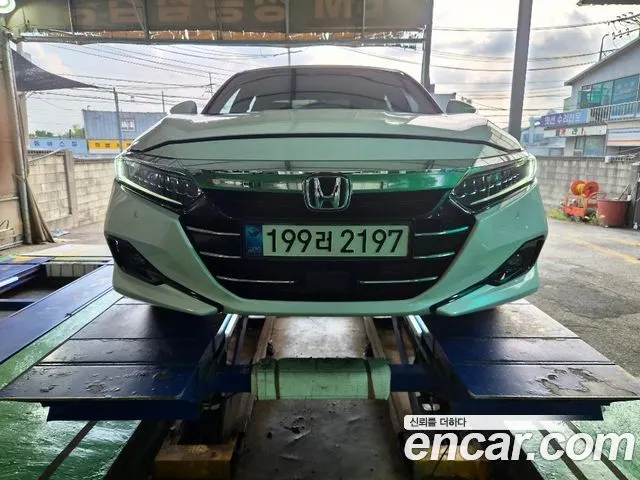 Honda Accord 2.0 Hybrid Touring